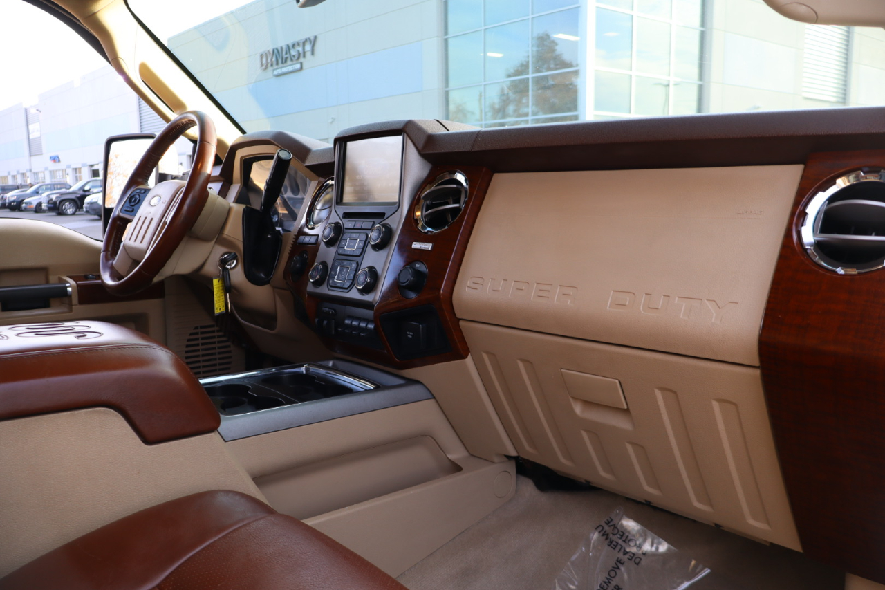 Ford F-350 SD King Ranch Crew Cab 4WD 2014