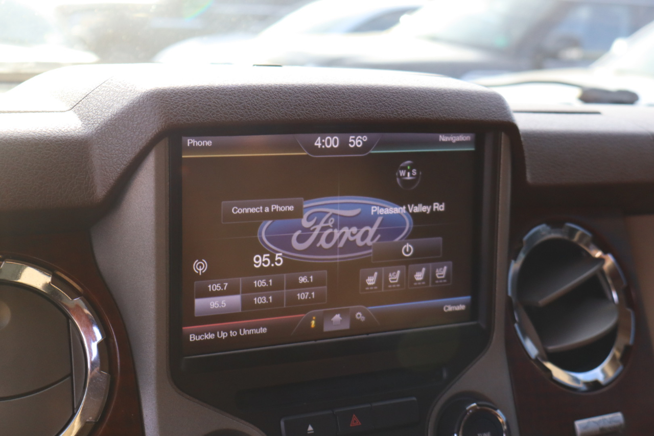 Ford F-350 SD King Ranch Crew Cab 4WD 2014