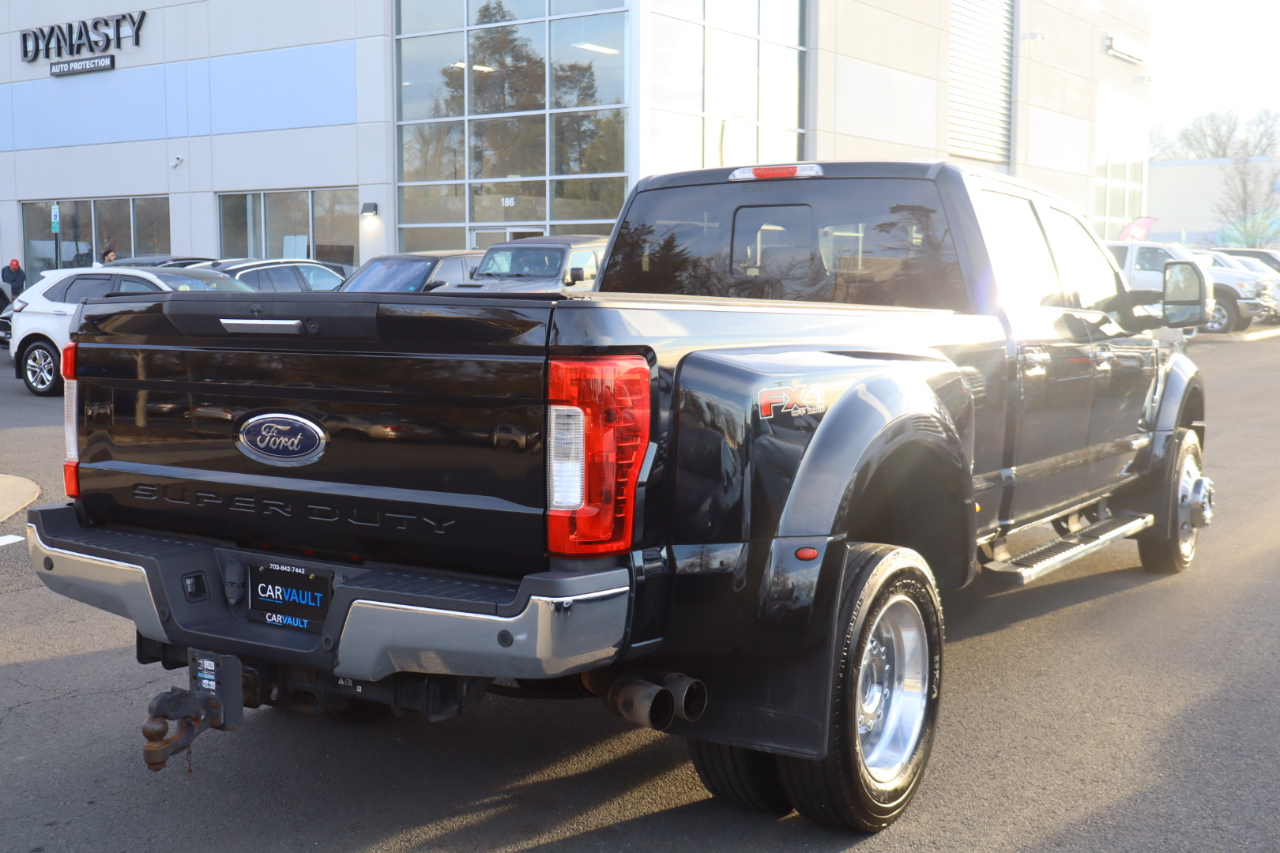 Ford F-450 SD Lariat Crew Cab DRW 4WD 2017