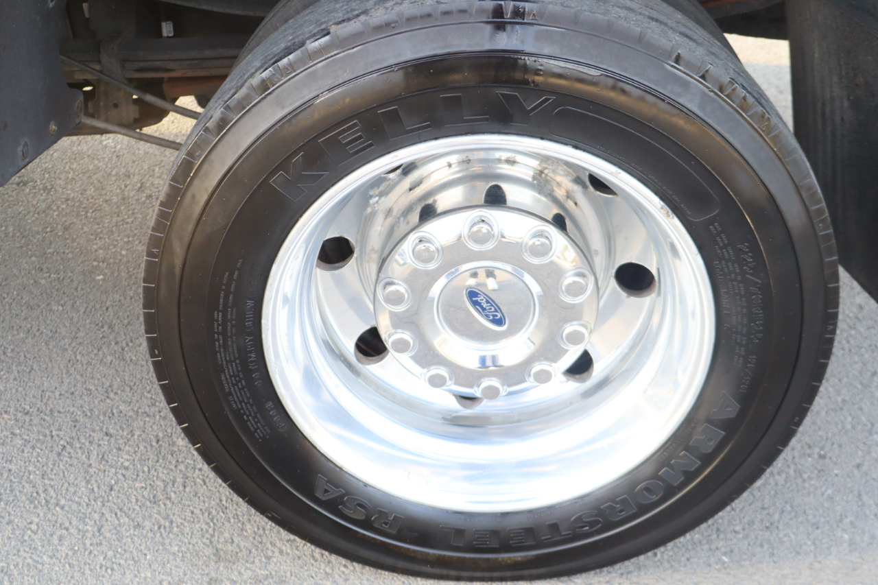 Ford F-450 SD Lariat Crew Cab DRW 4WD 2017