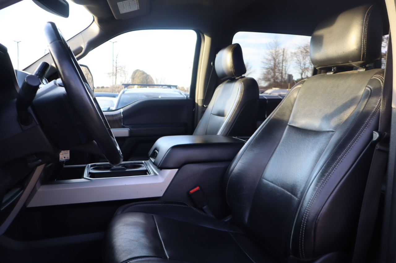 Ford F-450 SD Lariat Crew Cab DRW 4WD 2017