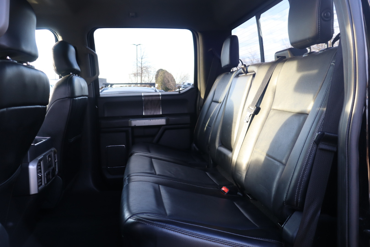 Ford F-450 SD Lariat Crew Cab DRW 4WD 2017