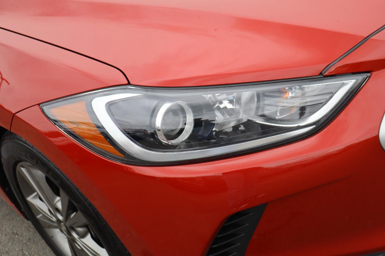 Hyundai Elantra Value Edition 6A 2017