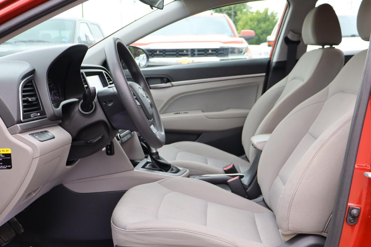 Hyundai Elantra Value Edition 6A 2017