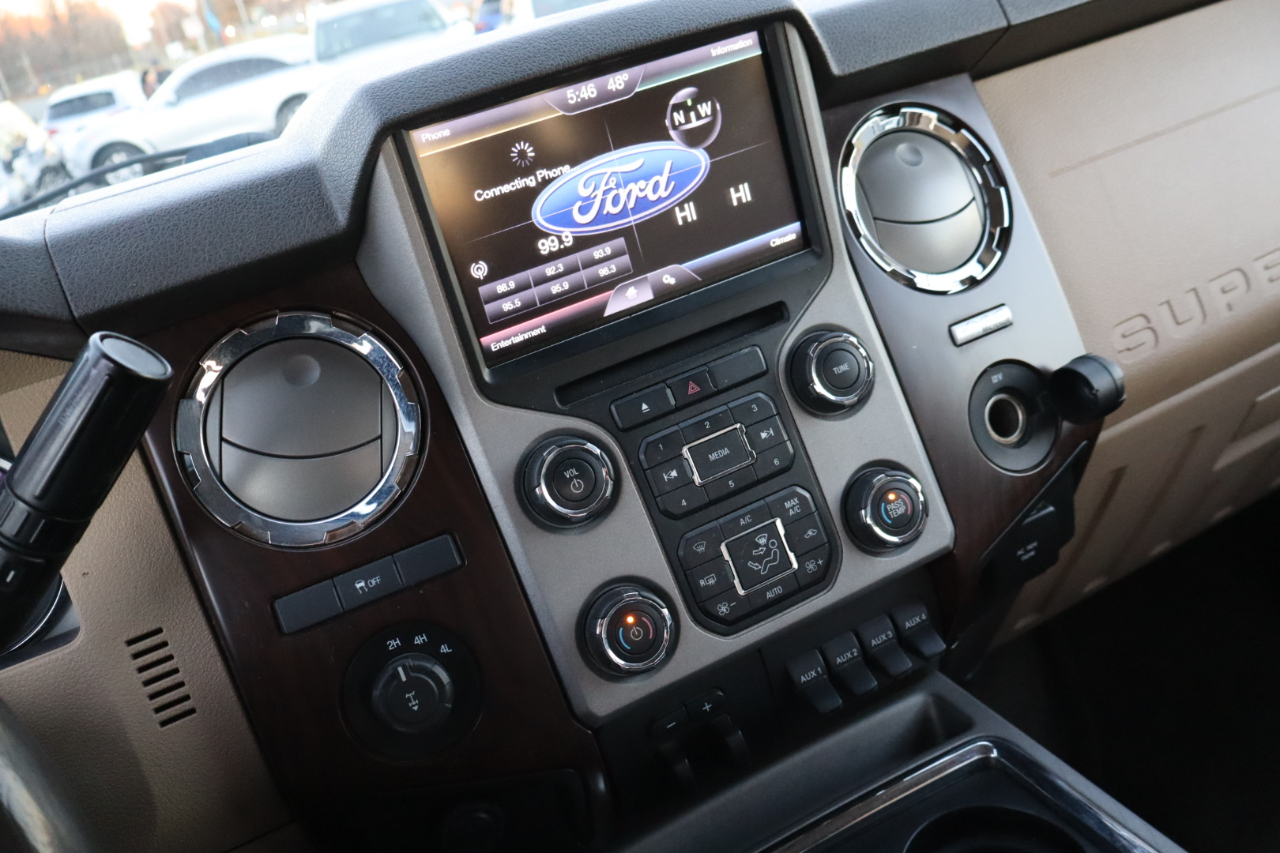 Ford F-250 SD Lariat Crew Cab 4WD 2014