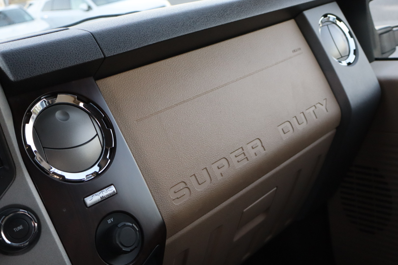 Ford F-250 SD Lariat Crew Cab 4WD 2014