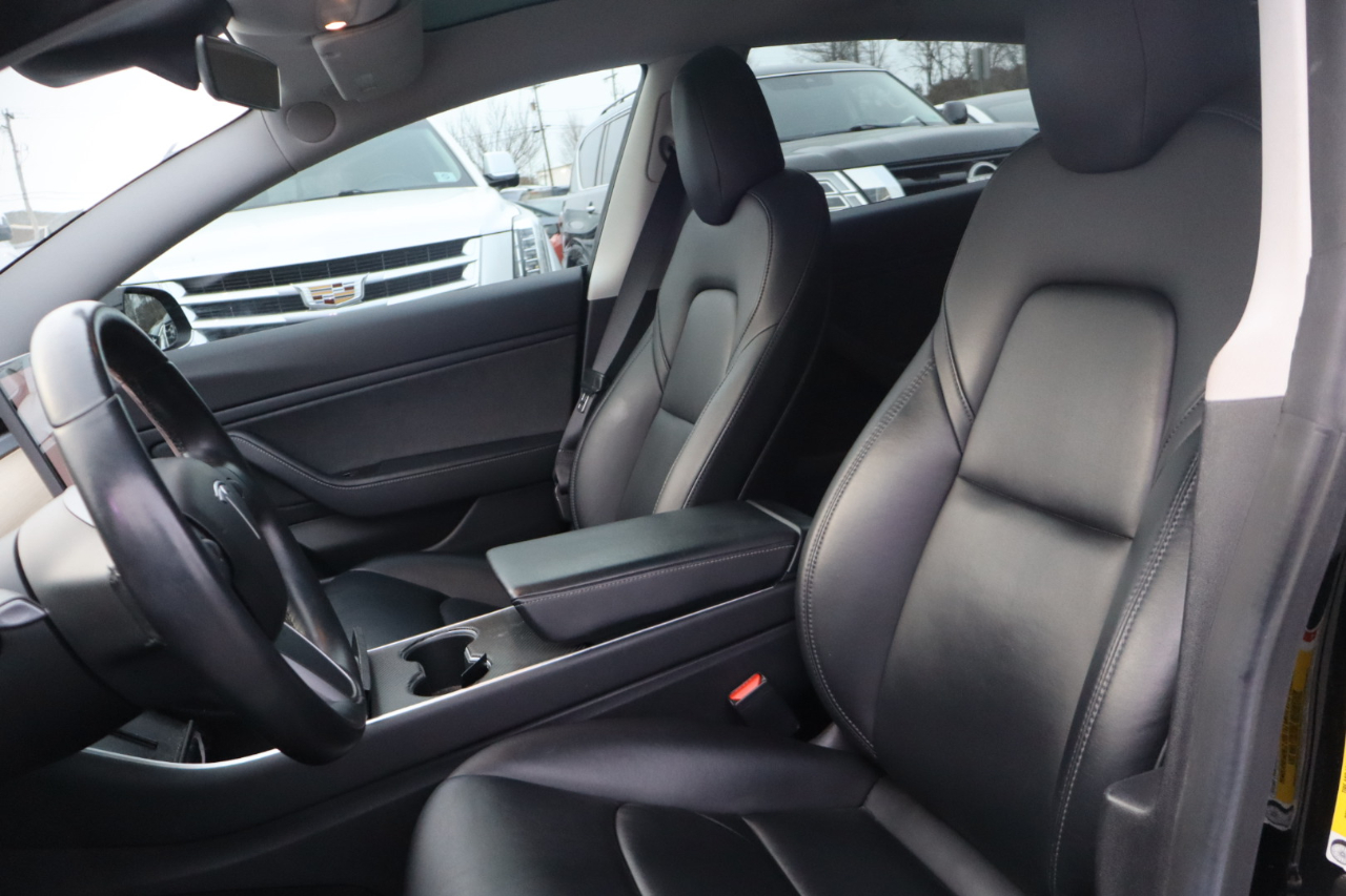 Tesla Model 3 Standard Range RWD 2019