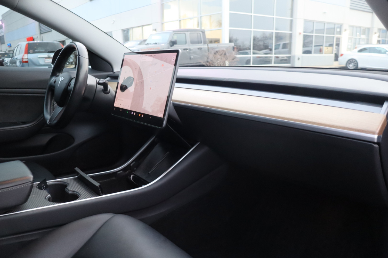 Tesla Model 3 Standard Range RWD 2019