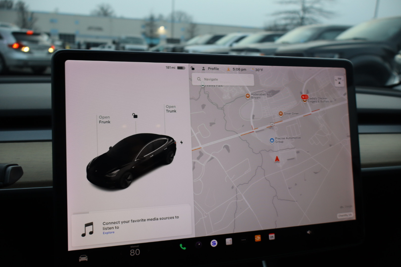 Tesla Model 3 Standard Range RWD 2019