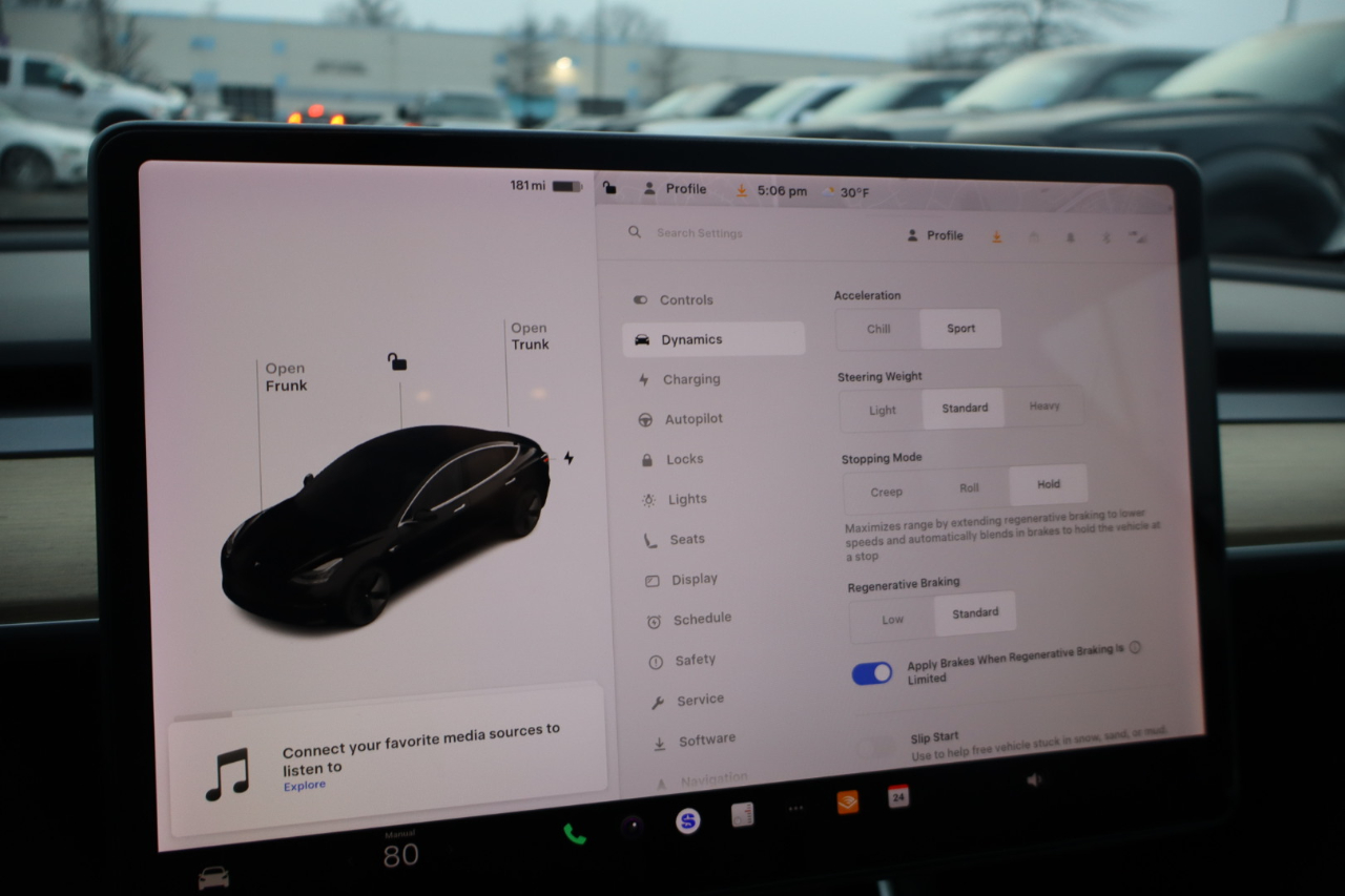 Tesla Model 3 Standard Range RWD 2019