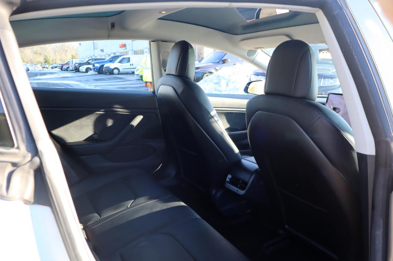 Tesla Model 3 Long Range 4D Sedan RWD 2018