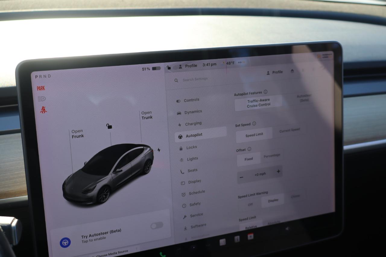 Tesla Model 3 Long Range 4D Sedan RWD 2018