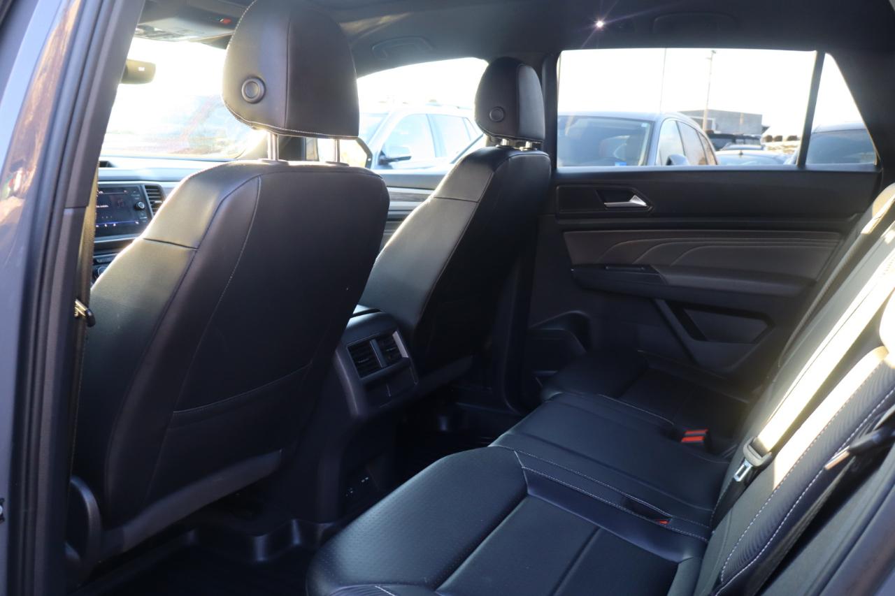 Volkswagen Atlas Cross Sport SE w/Technology 2021