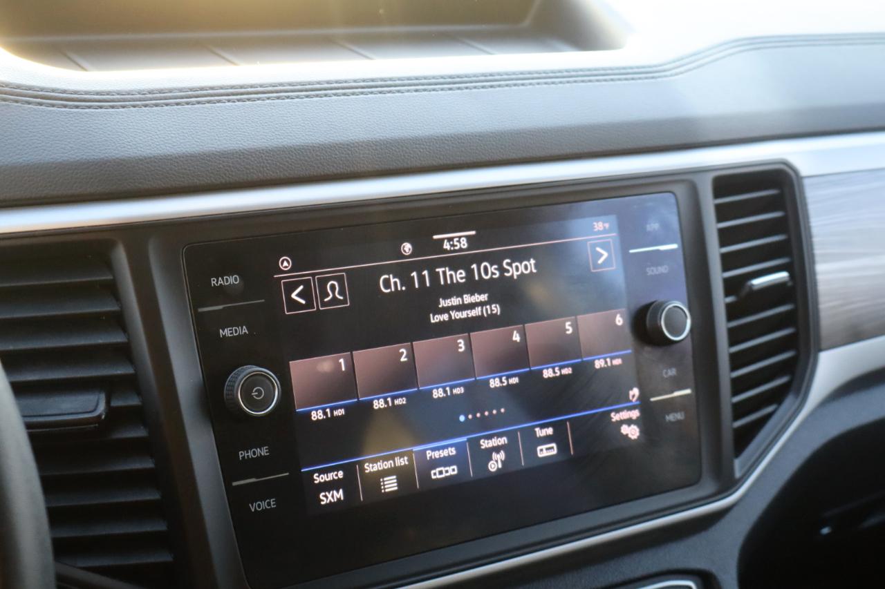 Volkswagen Atlas Cross Sport SE w/Technology 2021