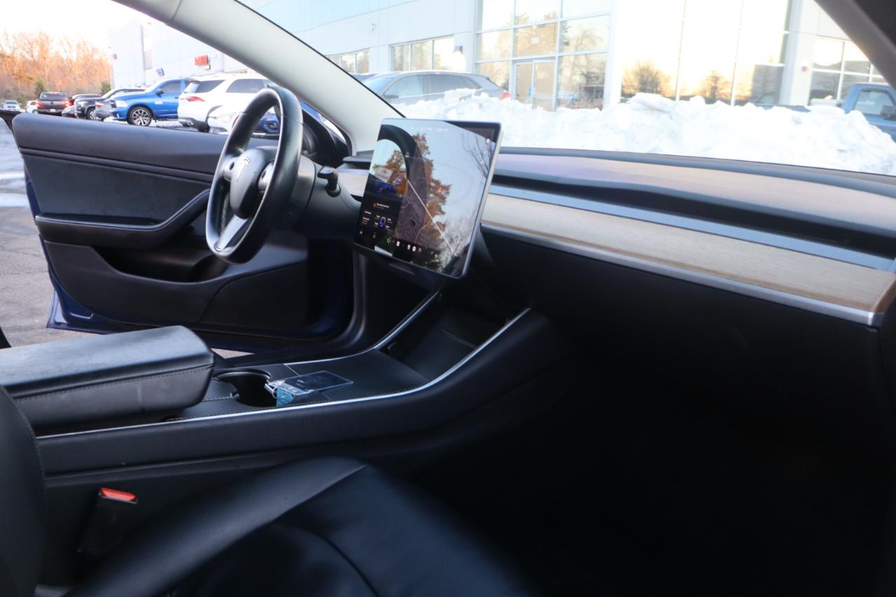 Tesla Model 3 Long Range 4D Sedan RWD 2018