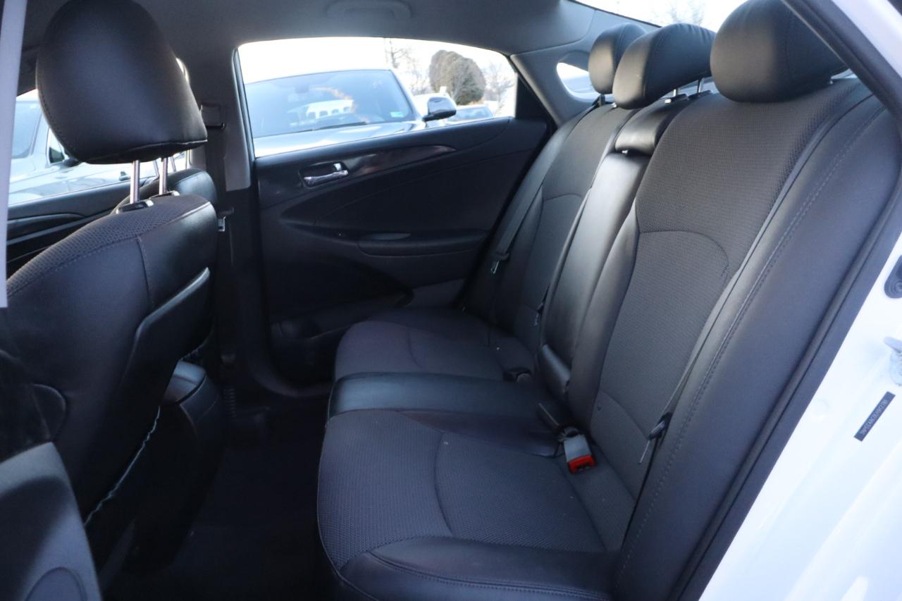 Hyundai Sonata SE Auto 2014