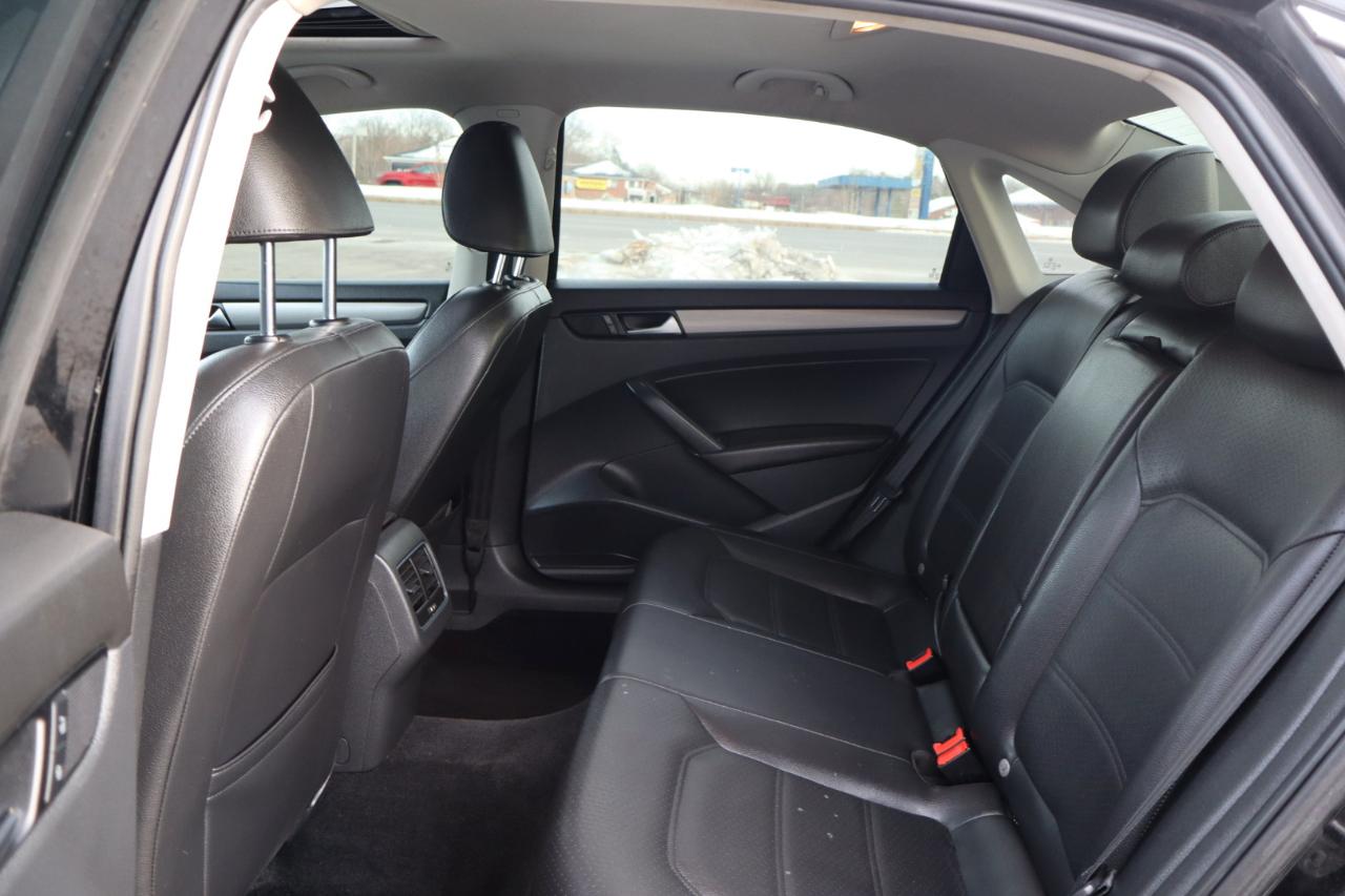 Volkswagen Passat 1.8T SE AT PZEV 2014