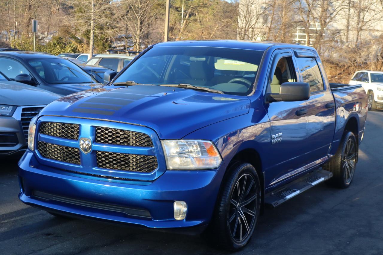 RAM 1500 Tradesman Crew Cab SWB 2WD 2018