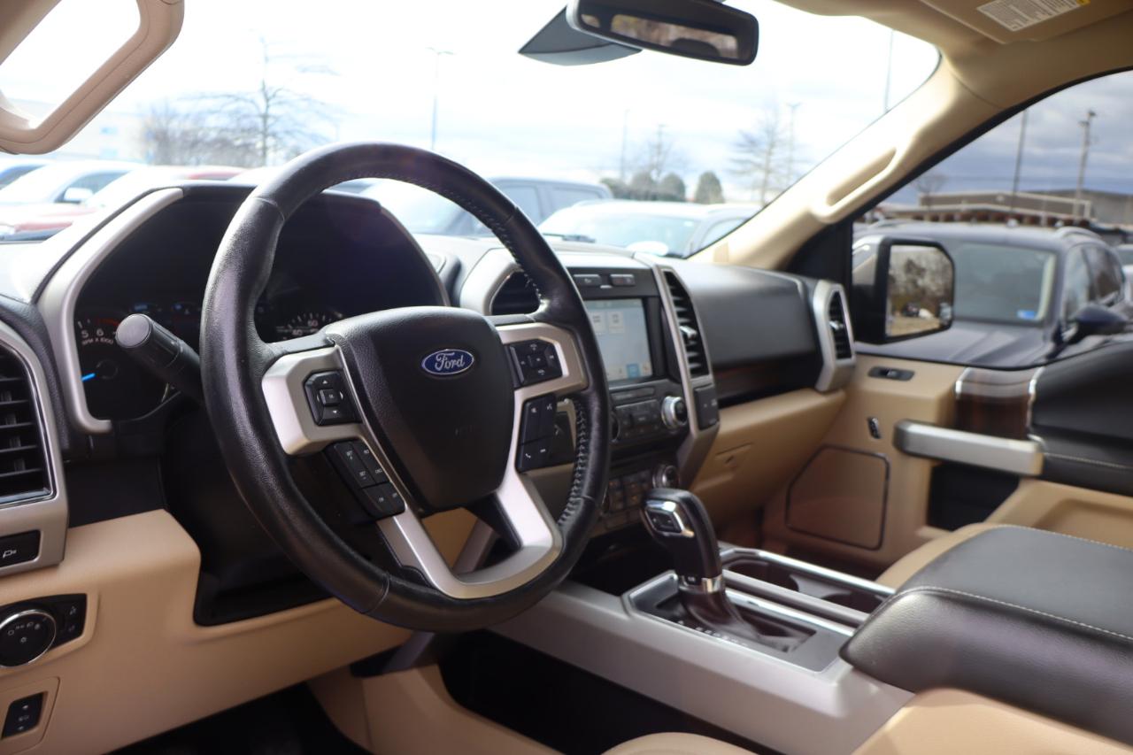 Ford F-150 Lariat SuperCrew 5.5-ft. Bed 4WD 2017