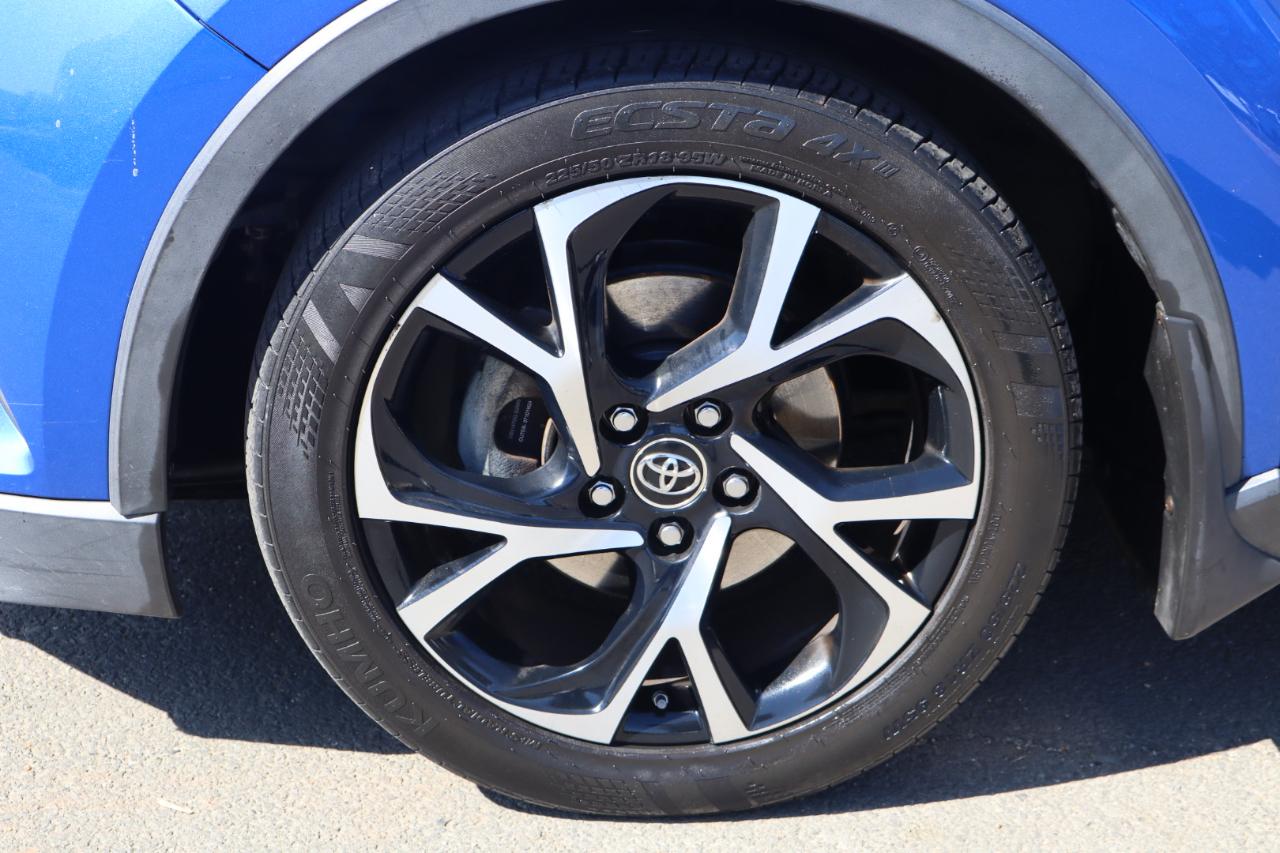Toyota C-HR XLE 2018
