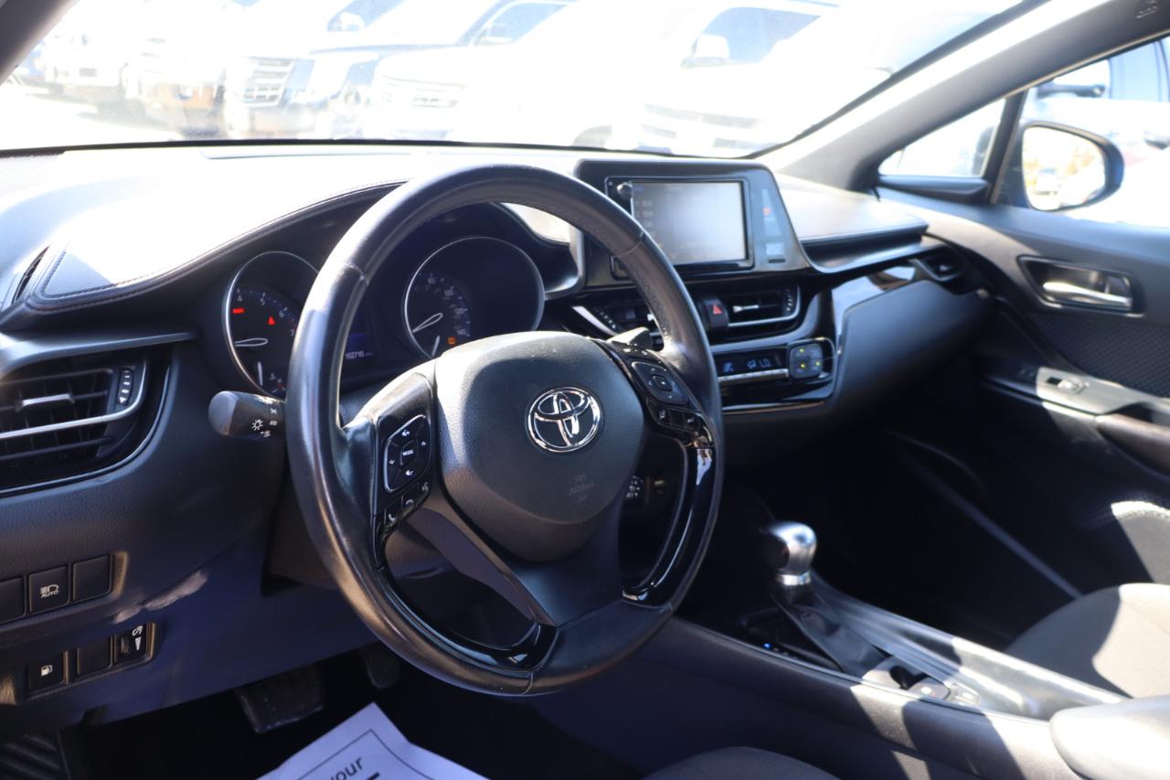 Toyota C-HR XLE 2018