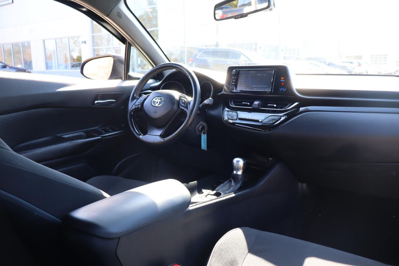 Toyota C-HR XLE 2018