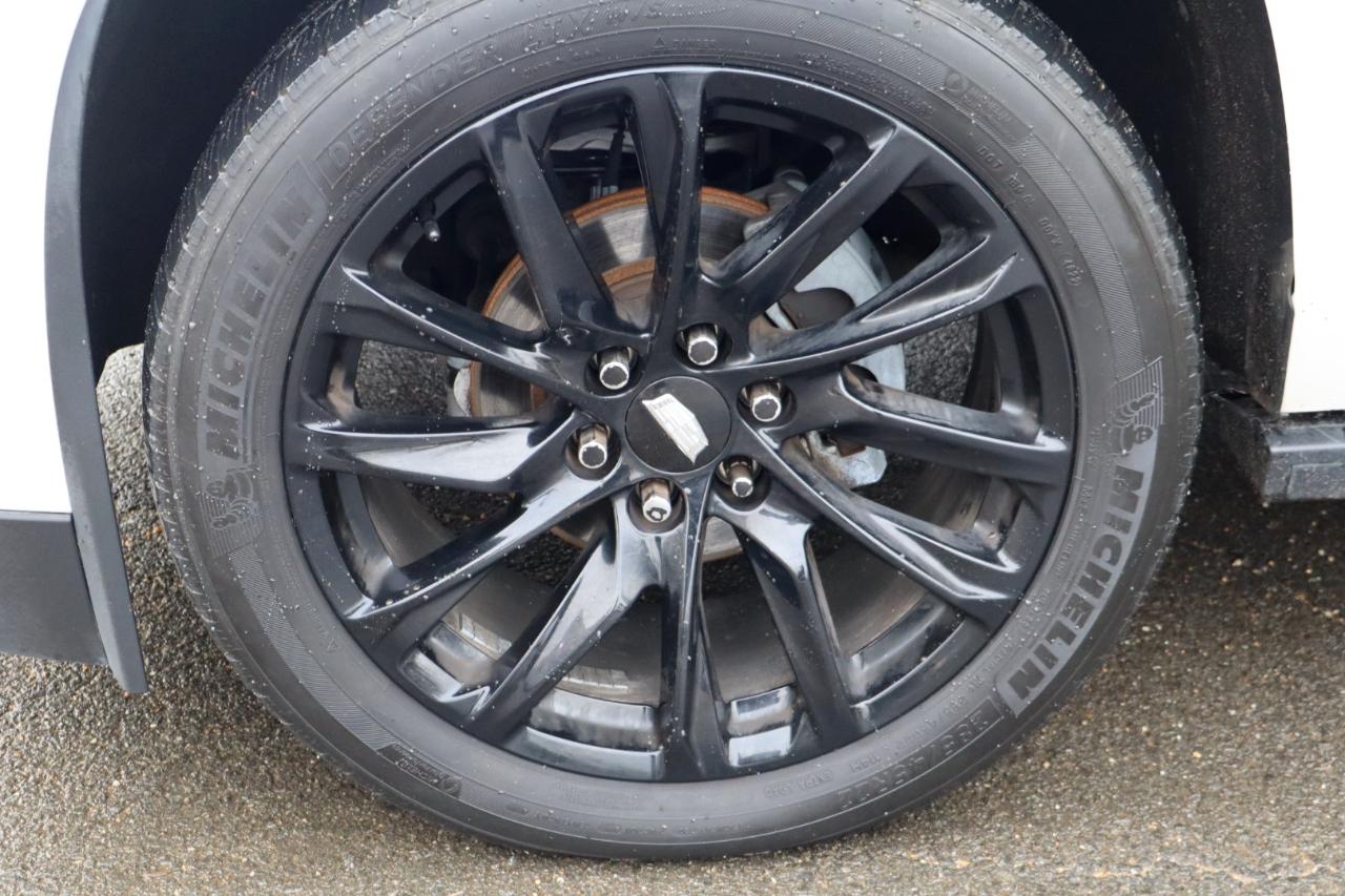 Cadillac Escalade ESV Platinum 4WD 2016