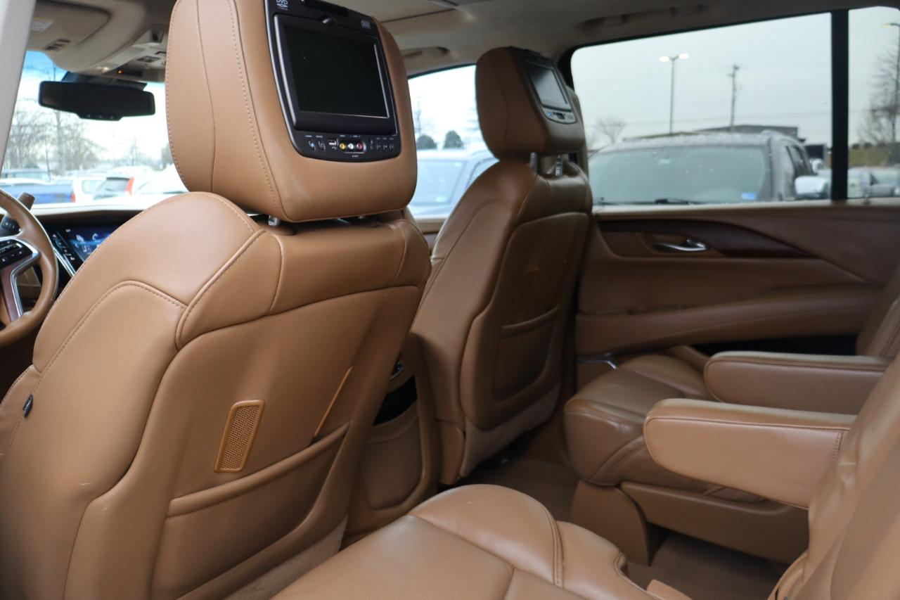 Cadillac Escalade ESV Platinum 4WD 2016