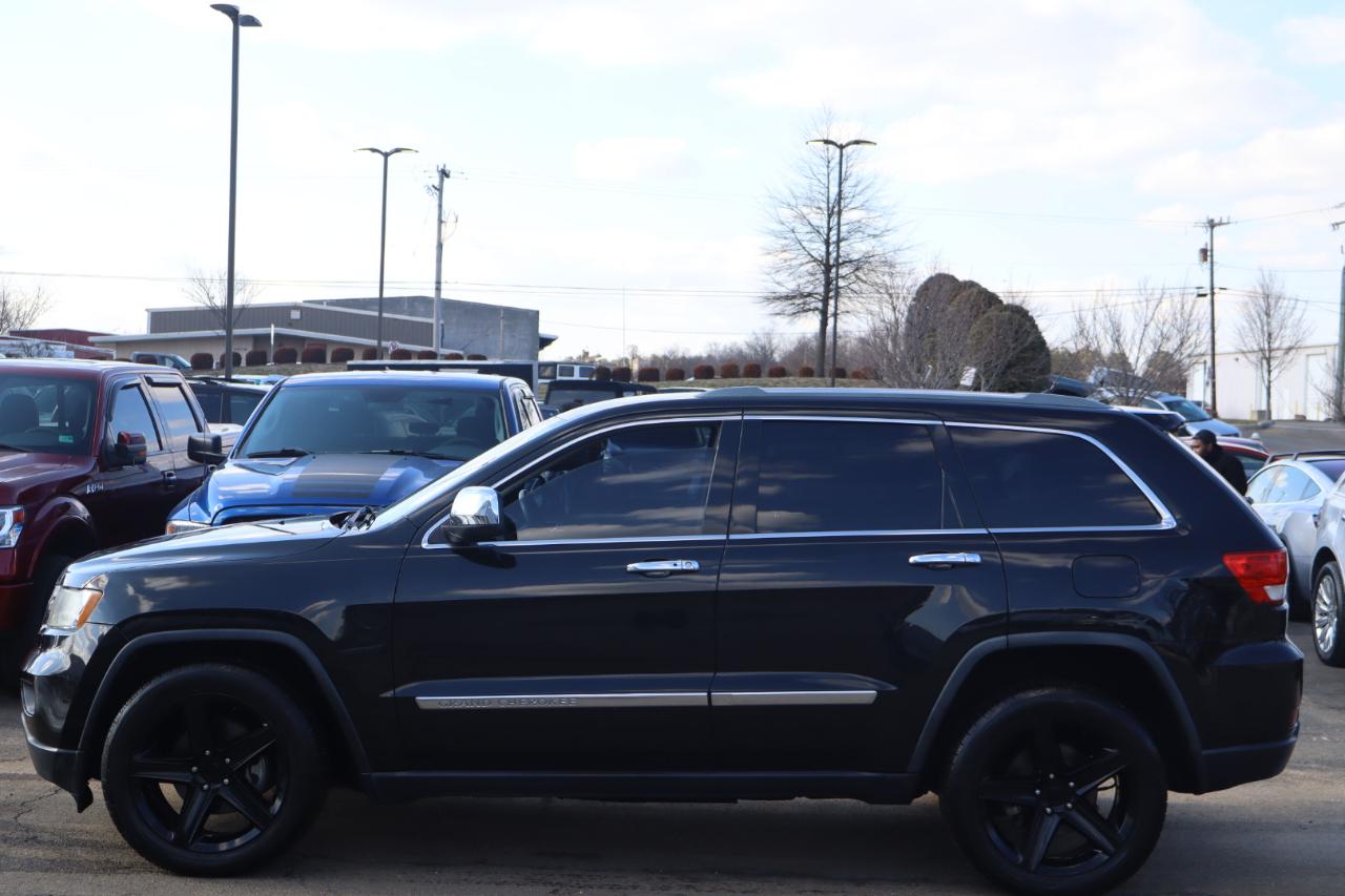 Jeep Grand Cherokee Laredo 2WD 2012