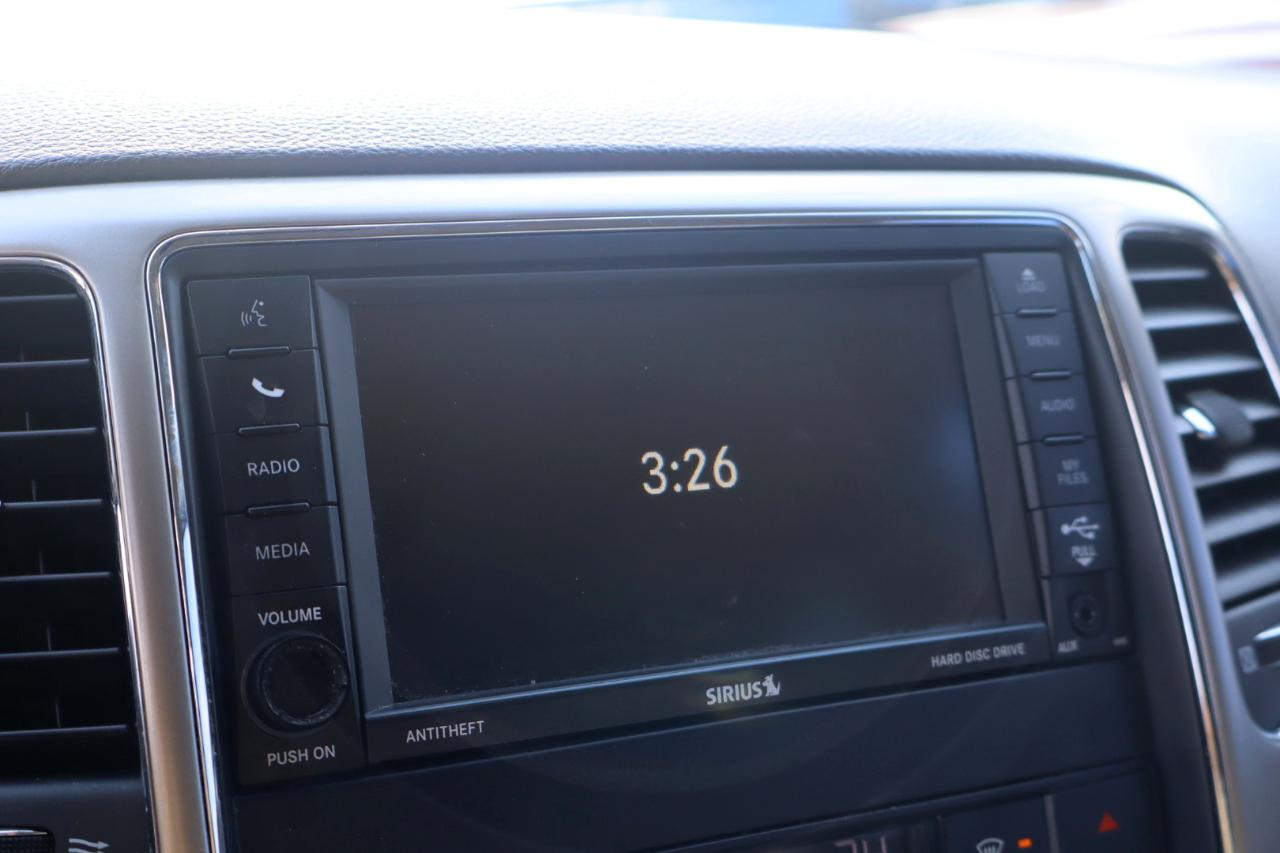 Jeep Grand Cherokee Laredo 2WD 2012