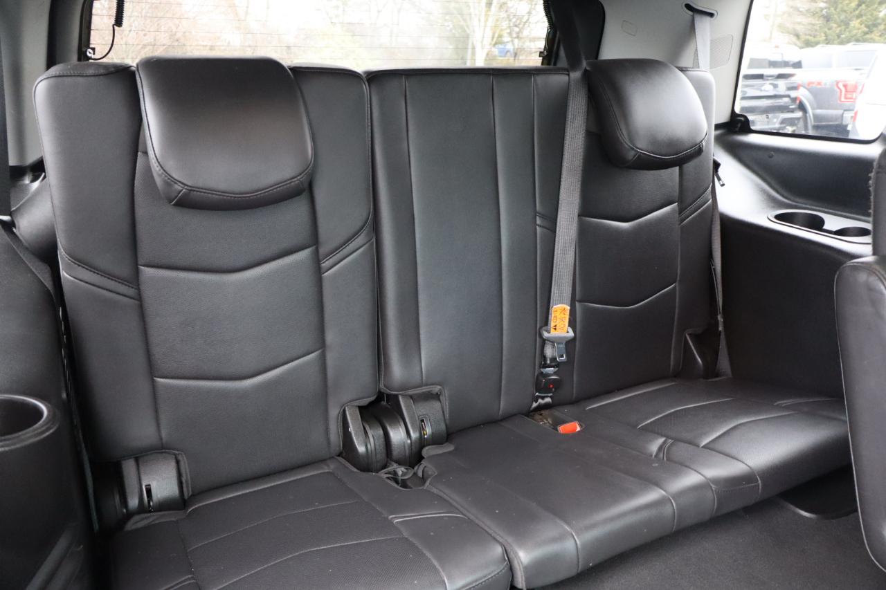 Cadillac Escalade 4WD 4dr Luxury 2019