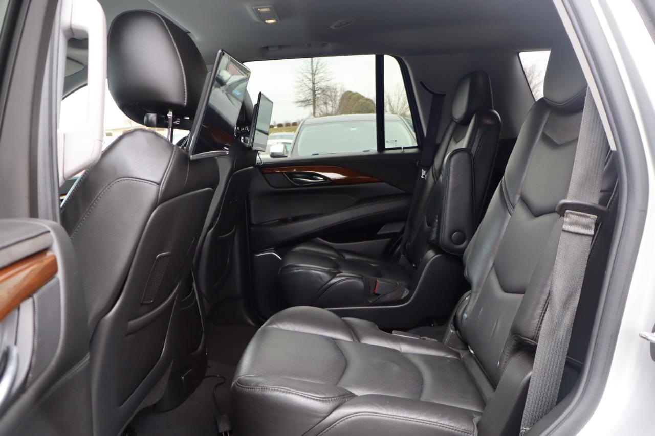 Cadillac Escalade 4WD 4dr Luxury 2019