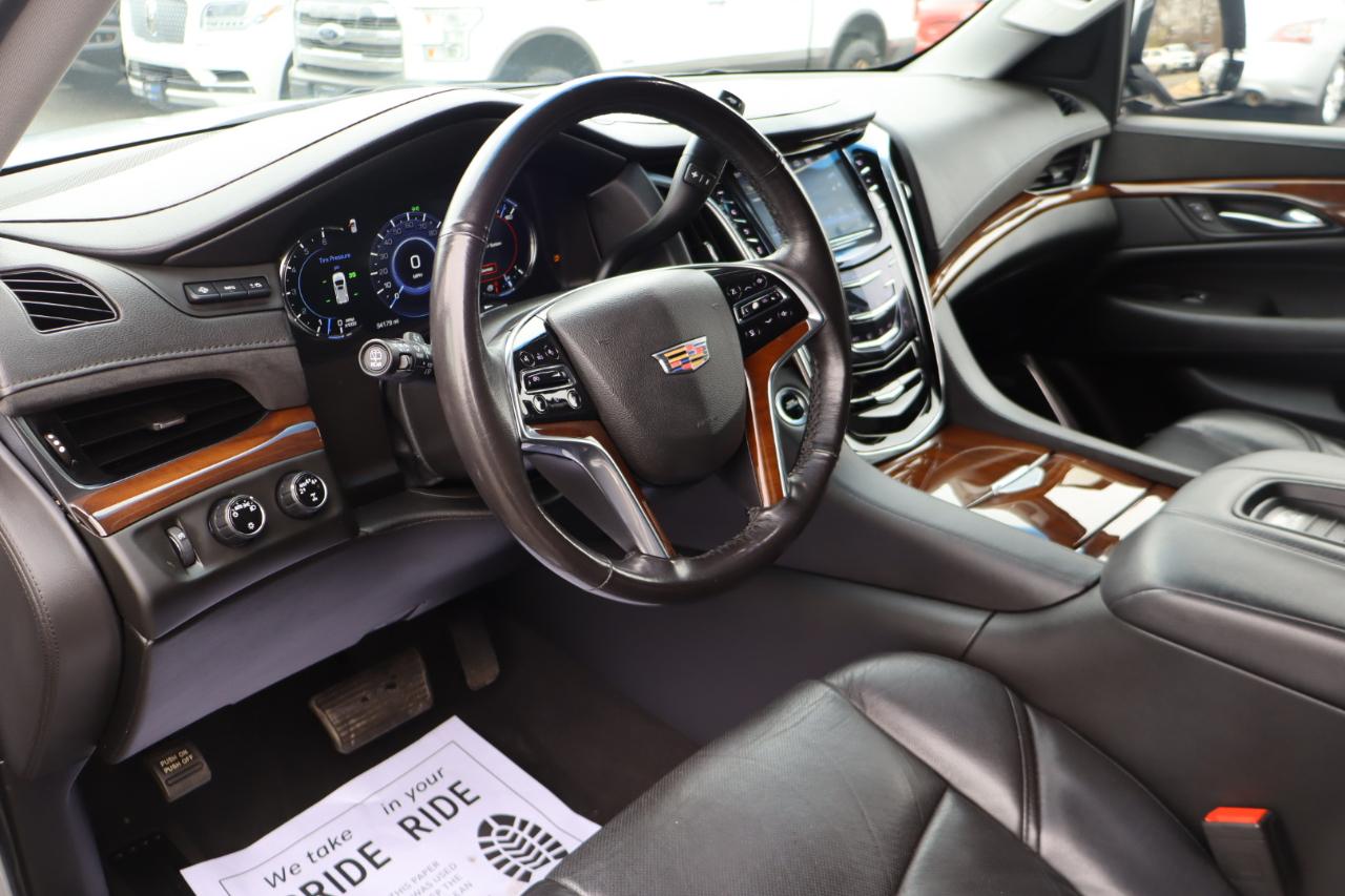 Cadillac Escalade 4WD 4dr Luxury 2019
