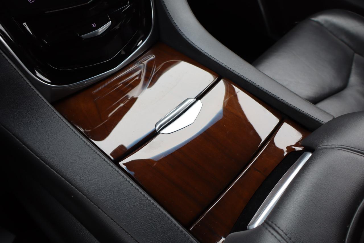 Cadillac Escalade 4WD 4dr Luxury 2019