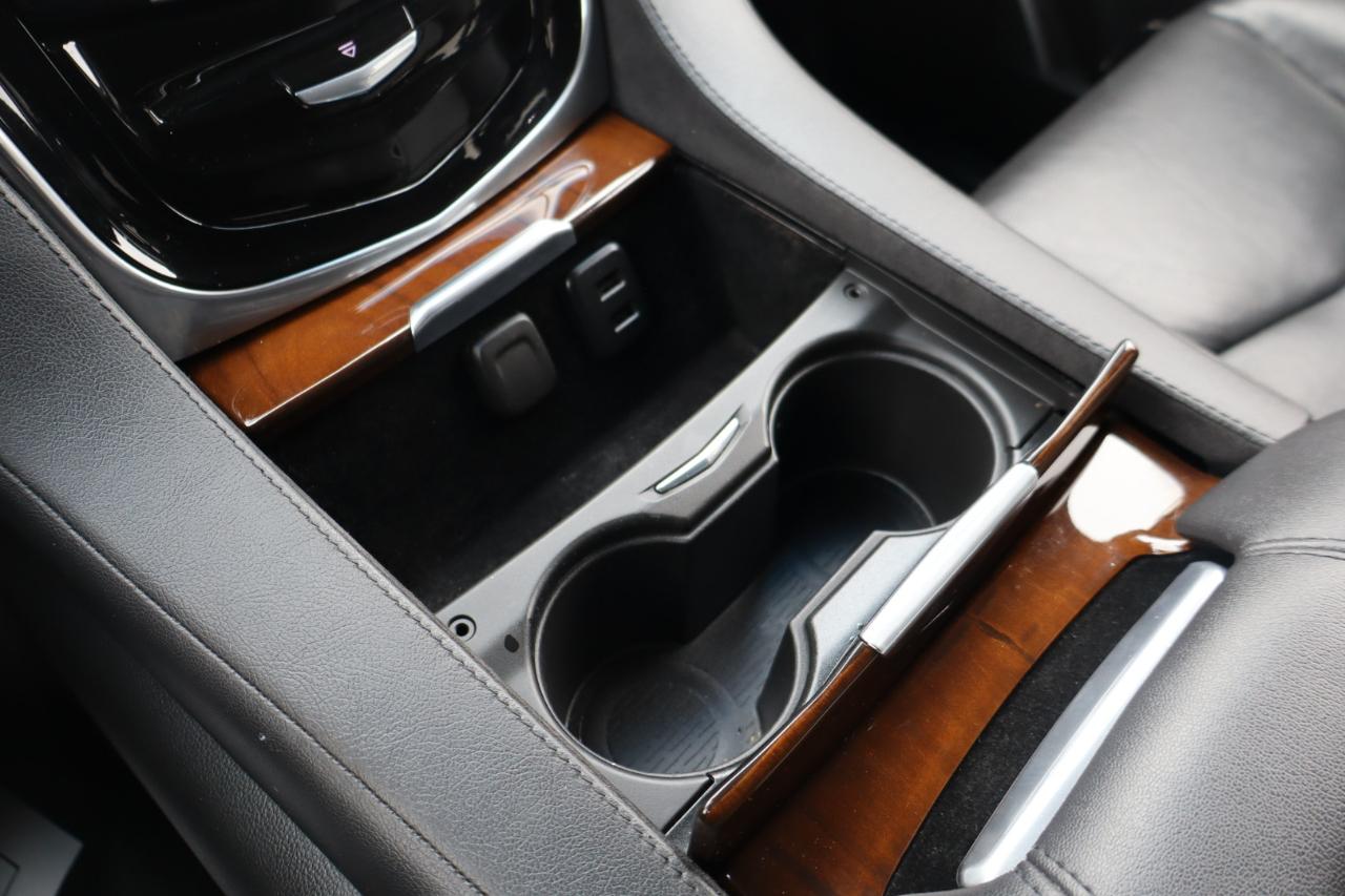 Cadillac Escalade 4WD 4dr Luxury 2019