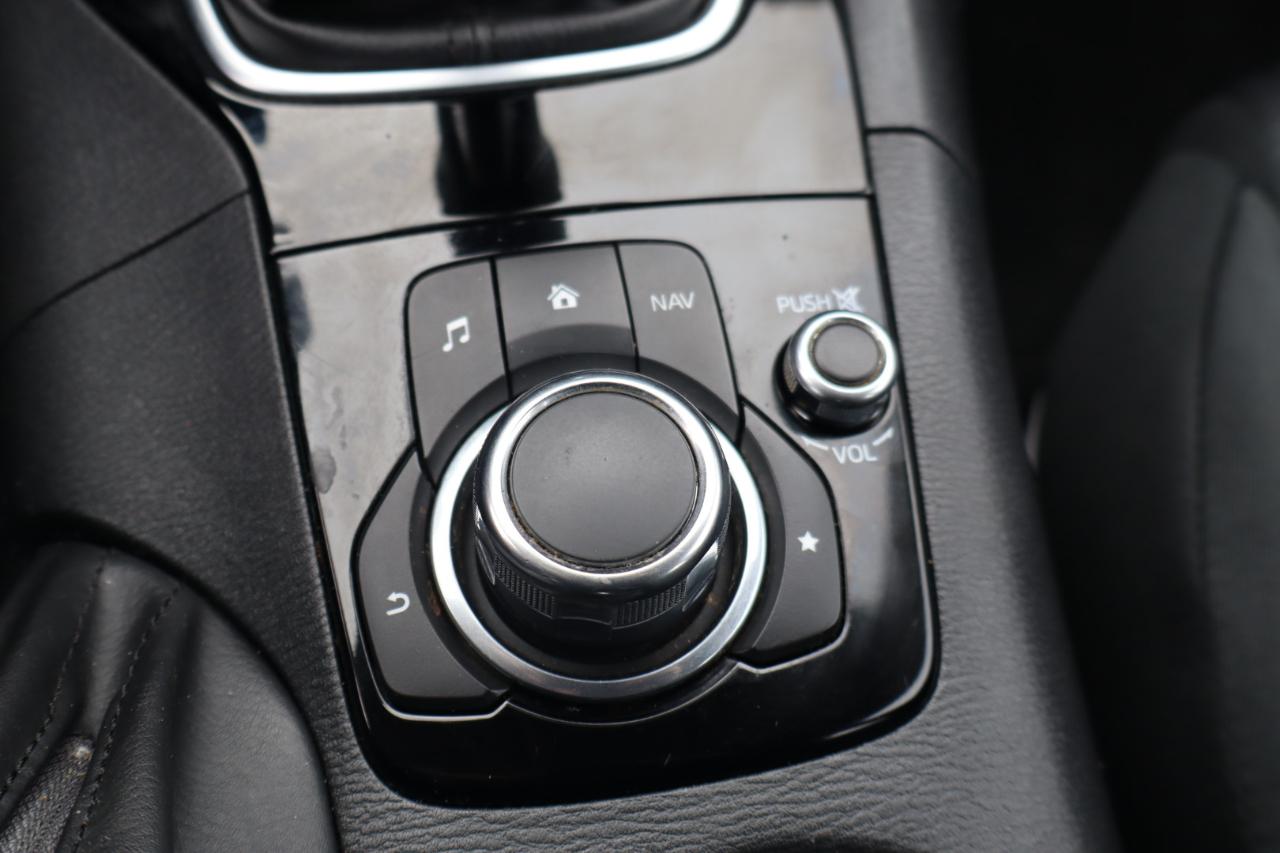 Mazda MAZDA3 i Sport AT 4-Door 2015