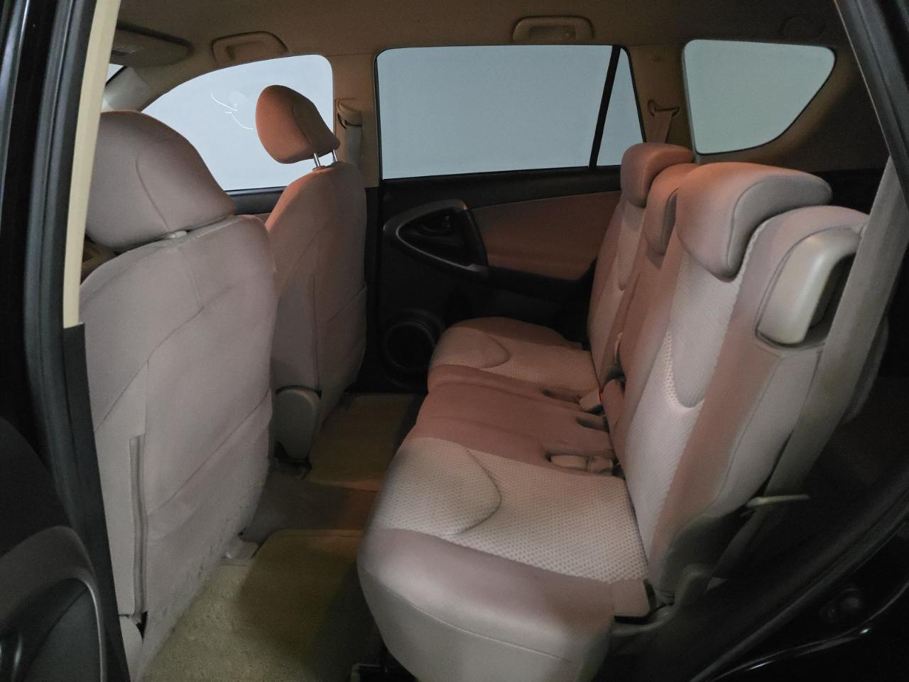 Toyota RAV4 FWD 4dr I4 (Natl) 2008