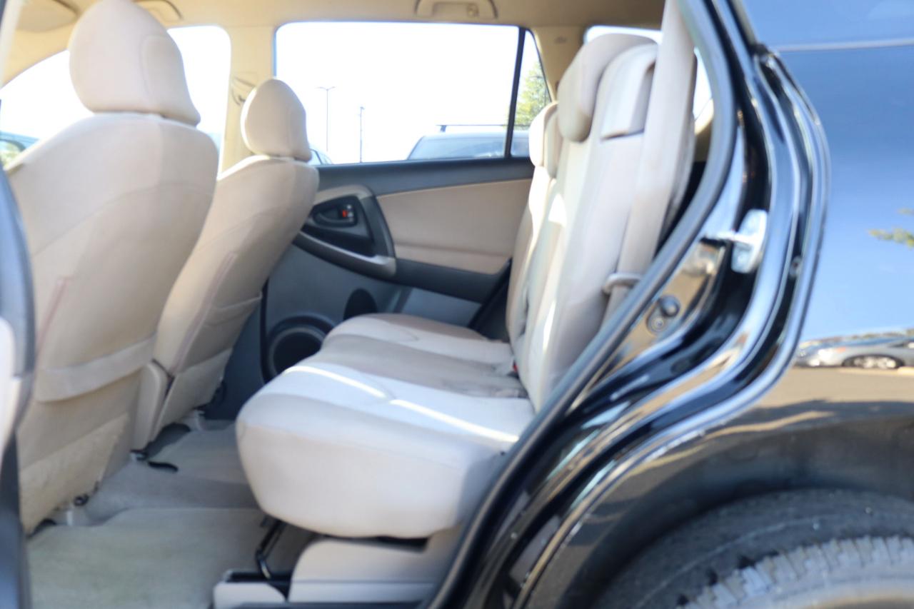 Toyota RAV4 FWD 4dr I4 (Natl) 2008