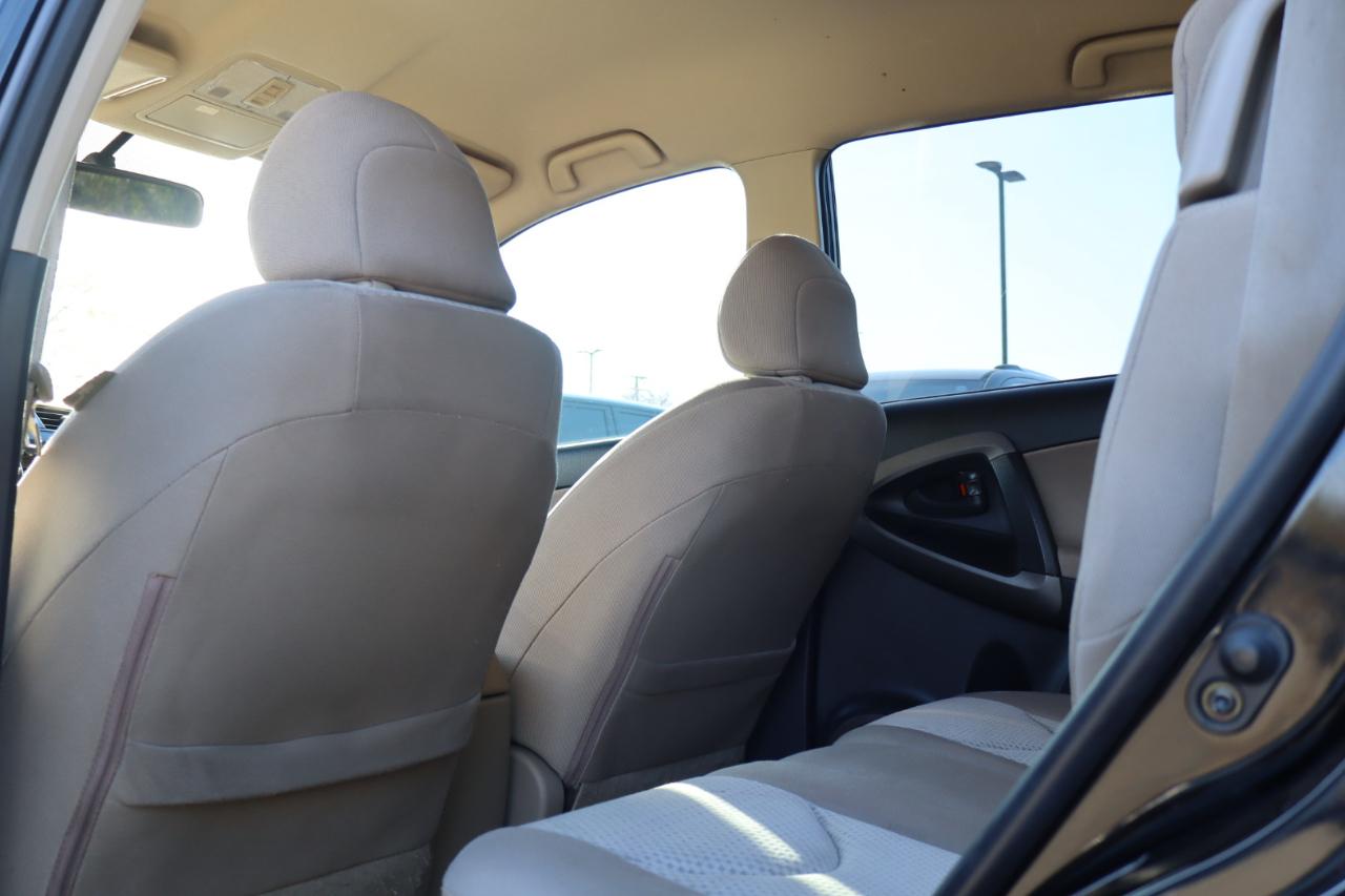 Toyota RAV4 FWD 4dr I4 (Natl) 2008