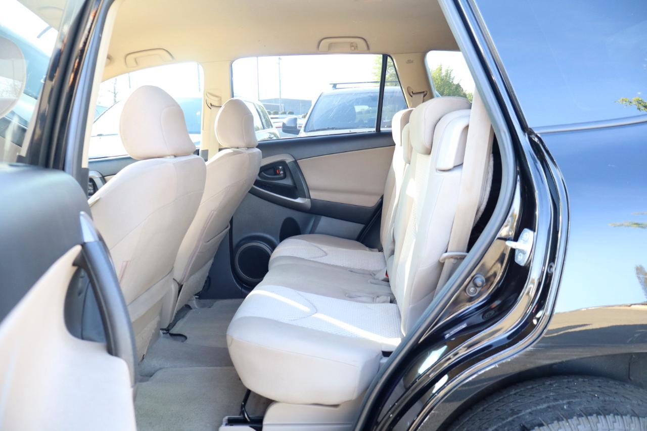 Toyota RAV4 FWD 4dr I4 (Natl) 2008