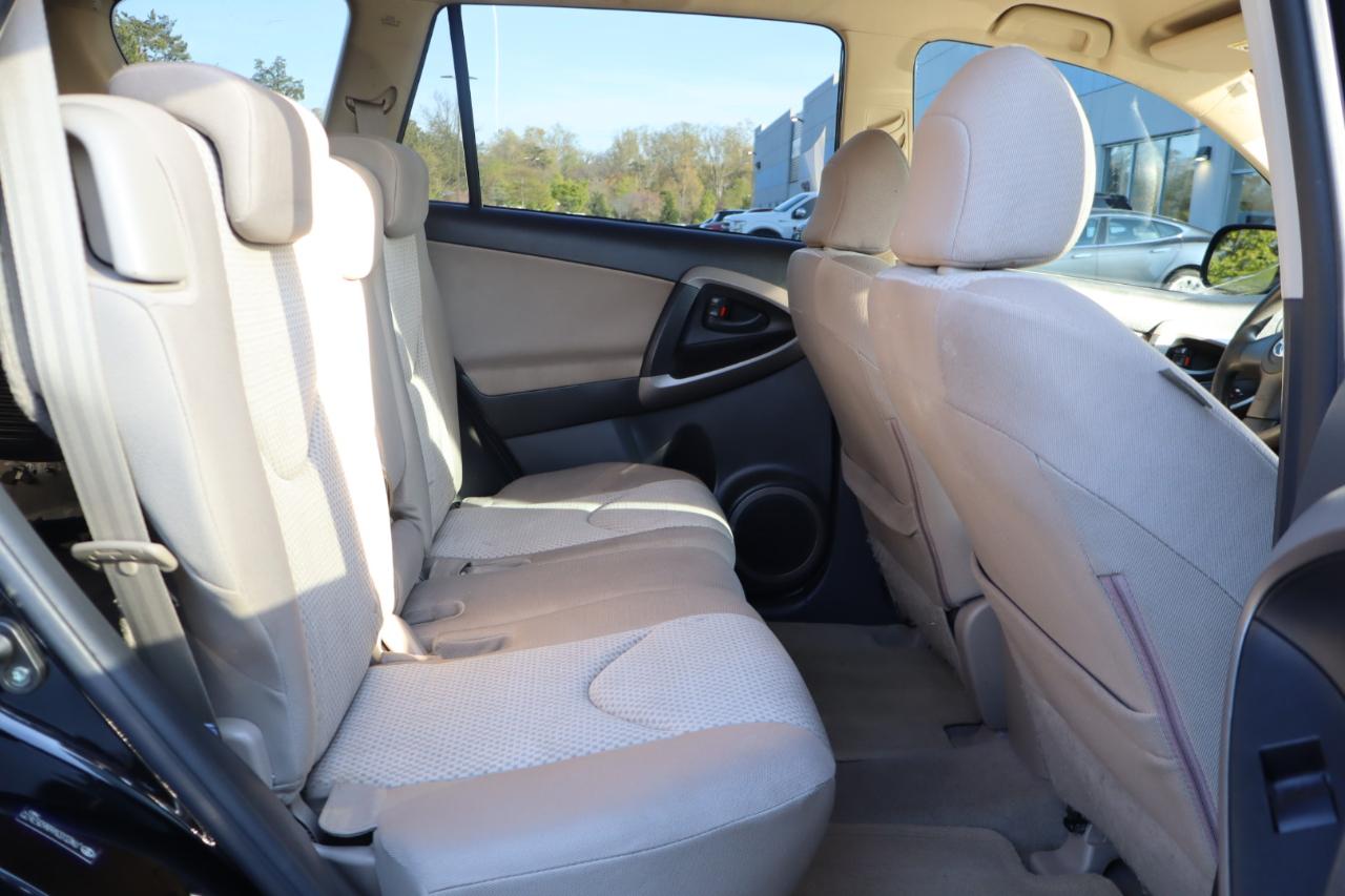 Toyota RAV4 FWD 4dr I4 (Natl) 2008