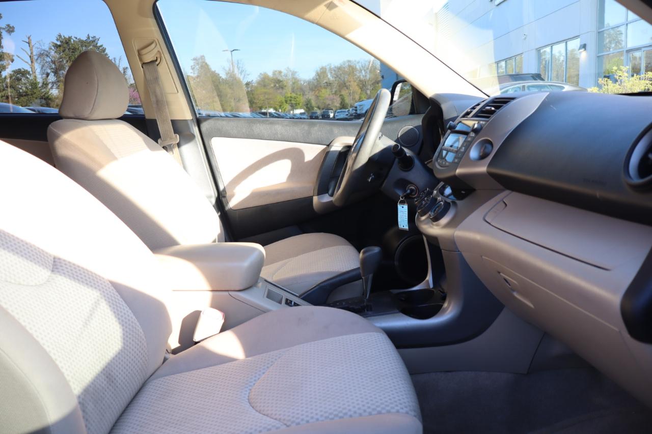 Toyota RAV4 FWD 4dr I4 (Natl) 2008