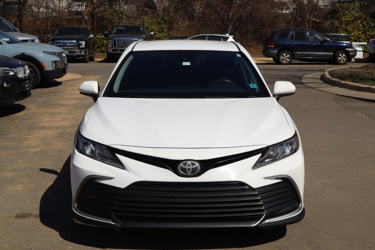 Toyota Camry LE 2021