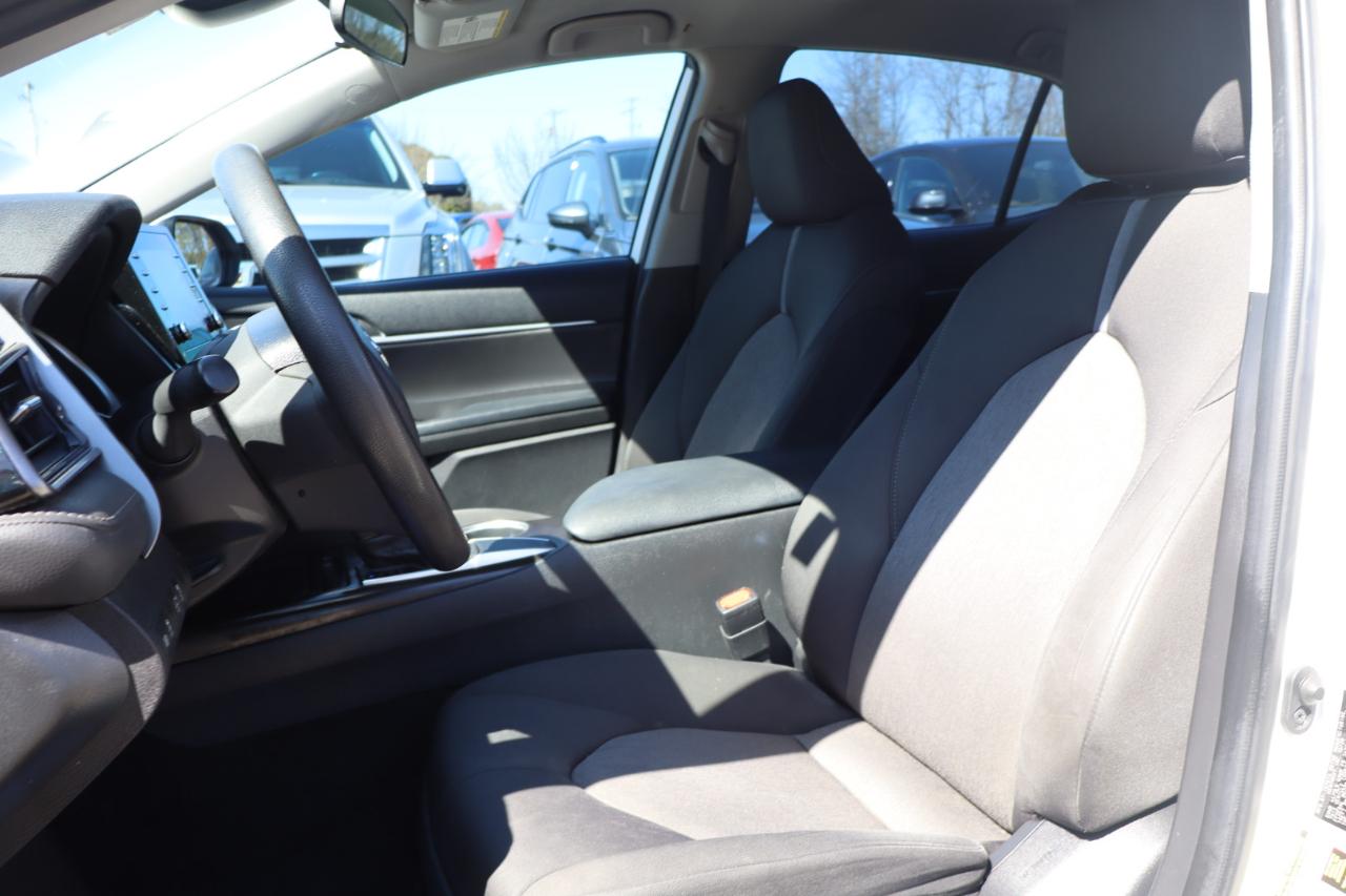 Toyota Camry LE 2021