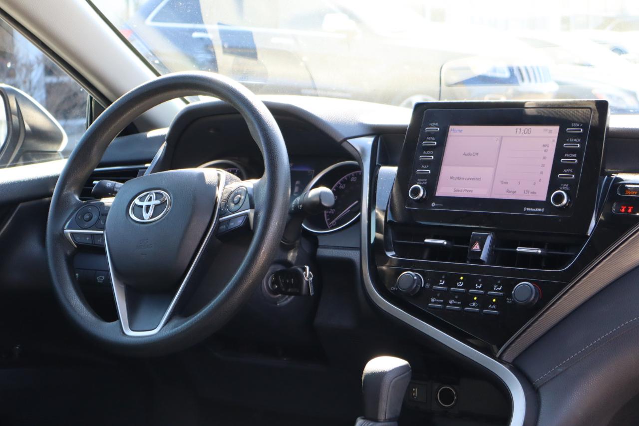 Toyota Camry LE 2021