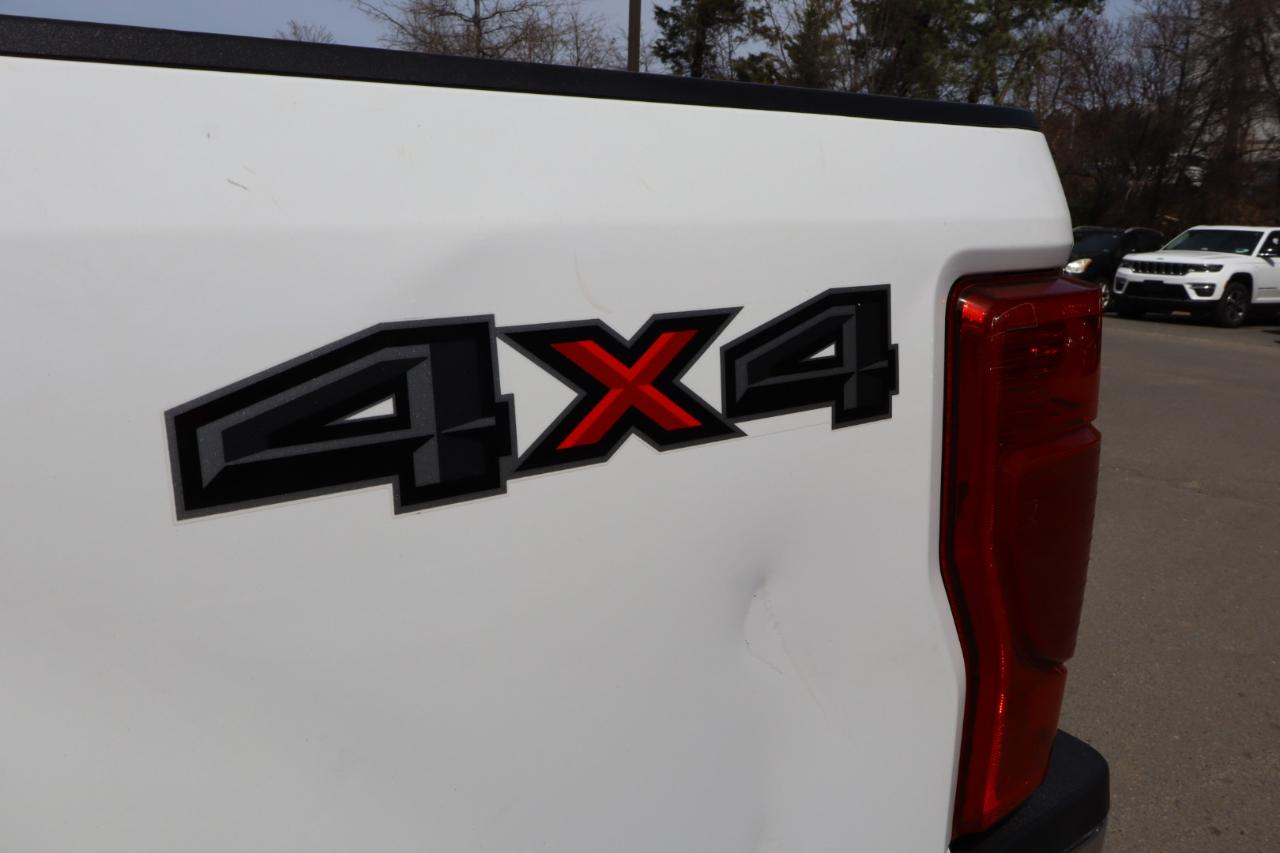 Ford F-350 SD XLT Crew Cab Long Bed 4WD 2022