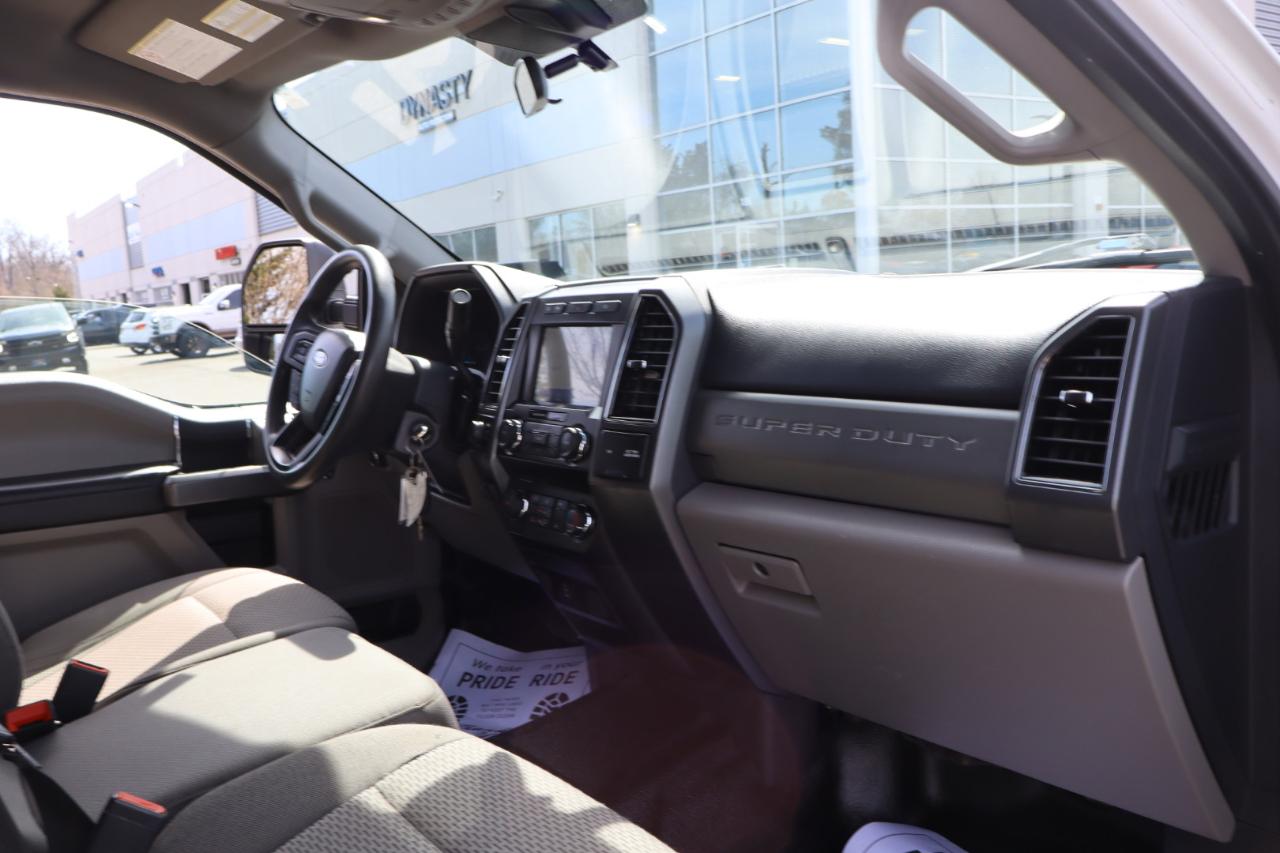 Ford F-350 SD XLT Crew Cab Long Bed 4WD 2022