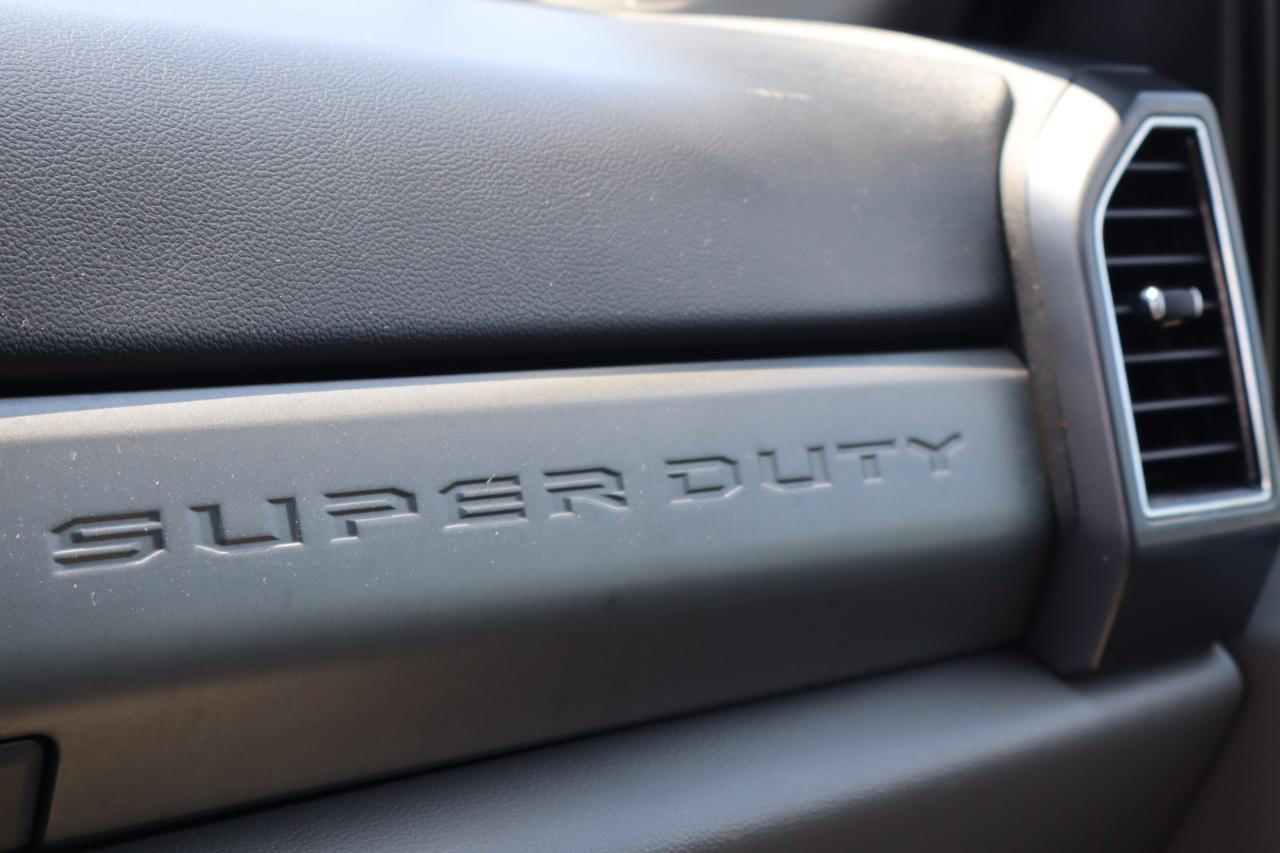 Ford F-350 SD XLT Crew Cab Long Bed 4WD 2022