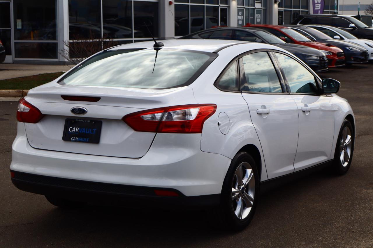 Ford Focus SE Sedan 2014