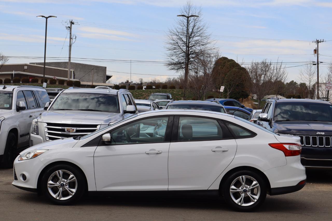 Ford Focus SE Sedan 2014